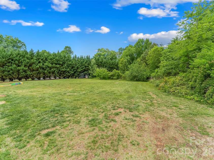1498 Salem Road, Morganton, NC 28655.  MLS# CAR4383304, YatesRealty ID 23915. 