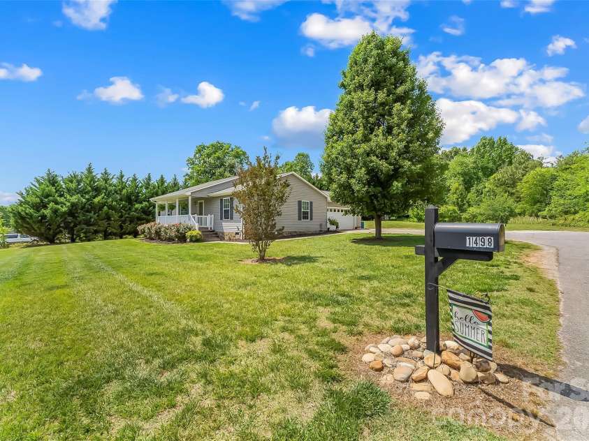 1498 Salem Road, Morganton, NC 28655.  MLS# CAR4383304, YatesRealty ID 23915. 