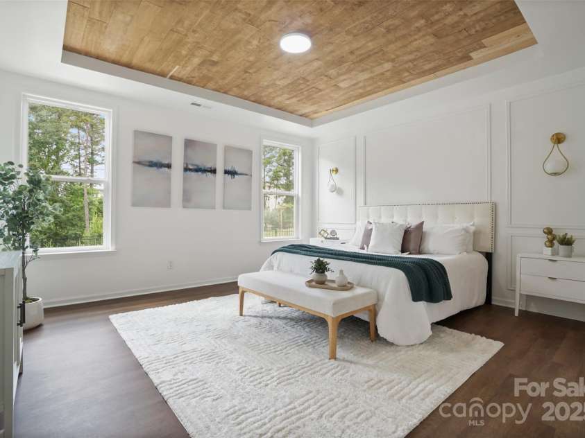 16112 Langston Drive, Charlotte, NC 28278.  MLS# CAR4269420, YatesRealty ID 23915. 