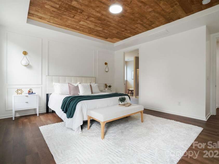 16112 Langston Drive, Charlotte, NC 28278.  MLS# CAR4269420, YatesRealty ID 23915. 