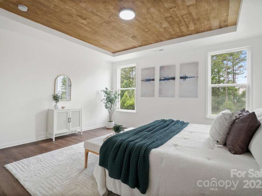 16112 Langston Drive, Charlotte, NC 28278.  MLS# CAR4269420, YatesRealty ID 23915. 