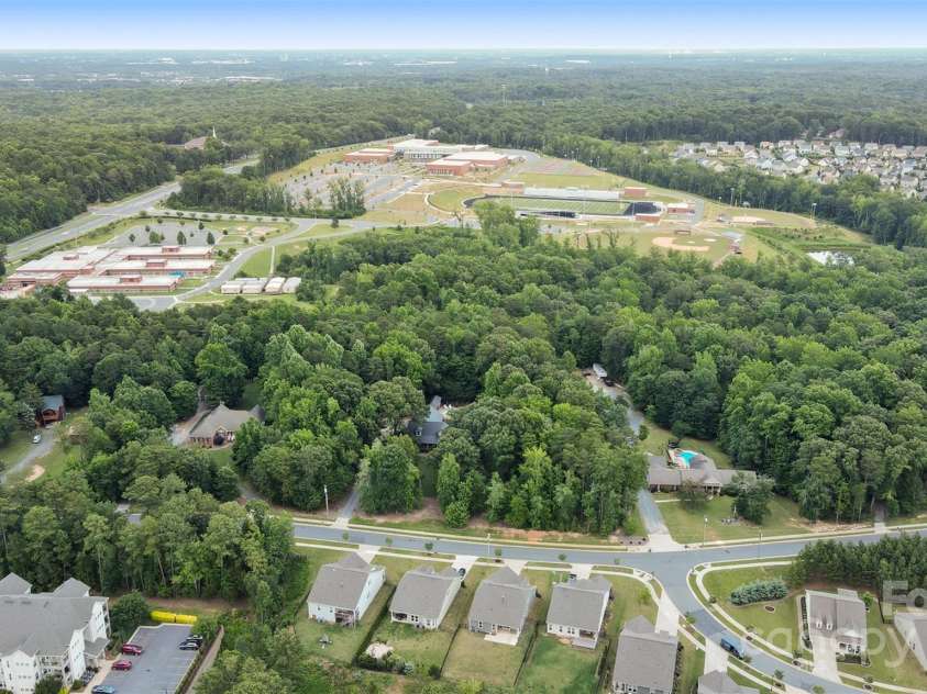 16112 Langston Drive, Charlotte, NC 28278.  MLS# CAR4269420, YatesRealty ID 23915. 