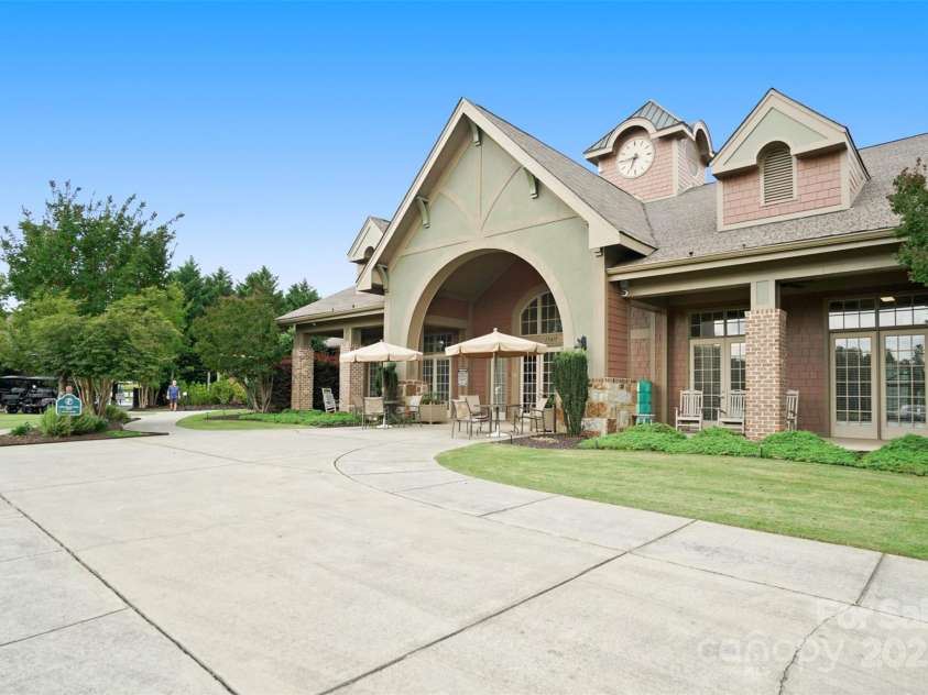 16112 Langston Drive, Charlotte, NC 28278.  MLS# CAR4269420, YatesRealty ID 23915. 