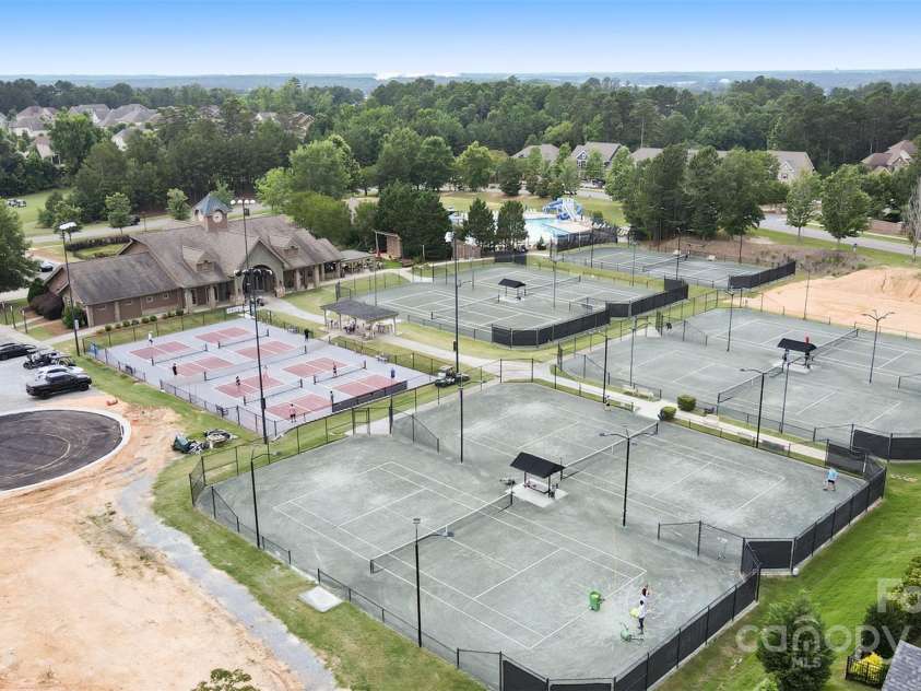 16112 Langston Drive, Charlotte, NC 28278.  MLS# CAR4269420, YatesRealty ID 23915. 