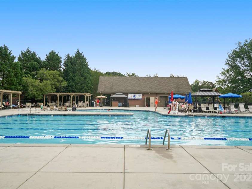 16112 Langston Drive, Charlotte, NC 28278.  MLS# CAR4269420, YatesRealty ID 23915. 