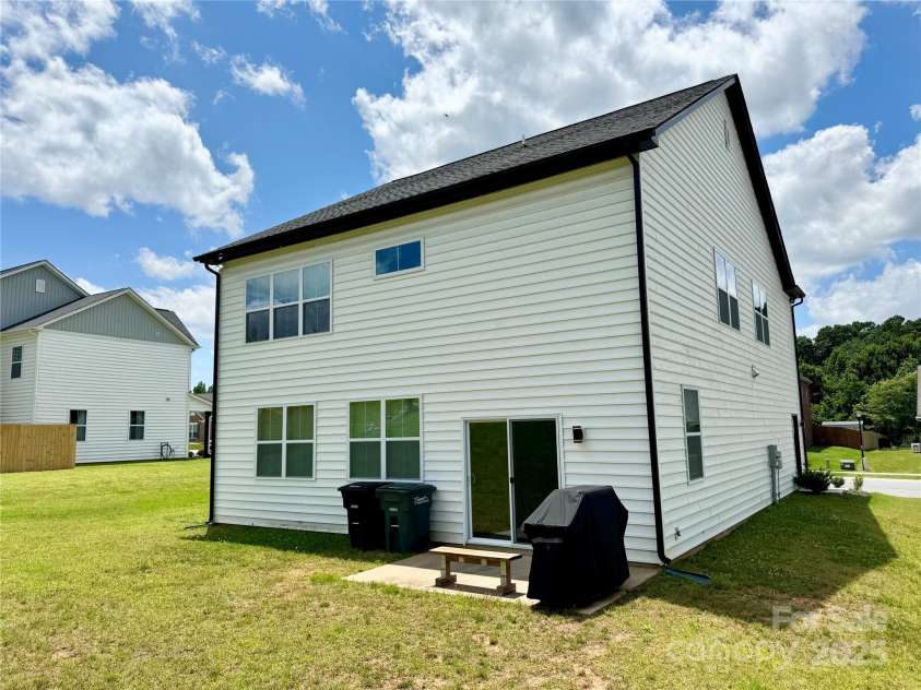 305 Pleasant Hill Drive, Concord, NC 28025.  MLS# CAR4273898, YatesRealty ID 23916. 