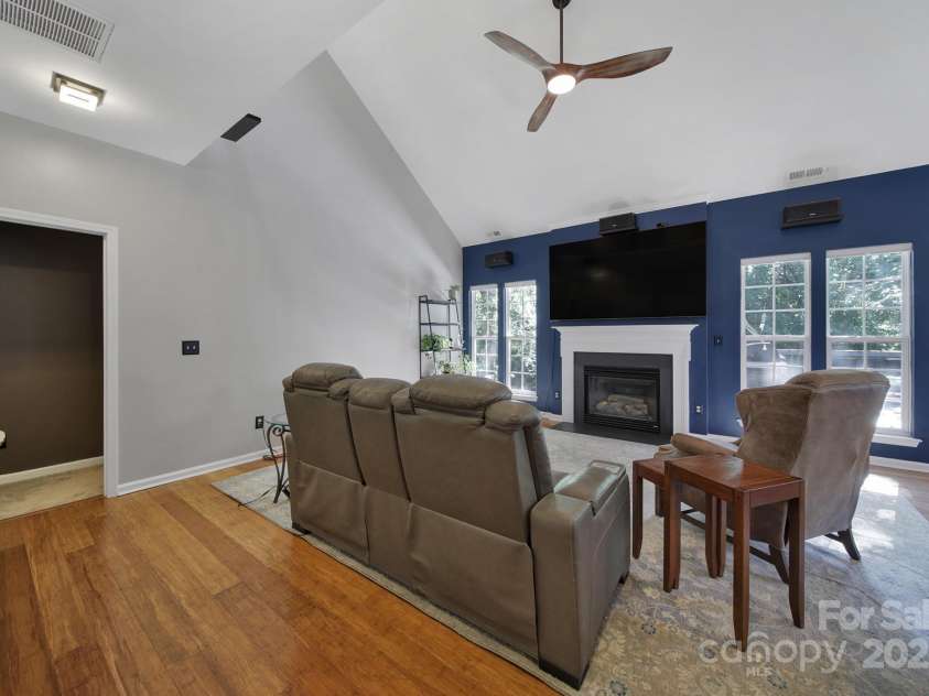 1345 Shimmer Light Circle, Rock Hill, SC 29732.  MLS# CAR4277572, YatesRealty ID 23917. 