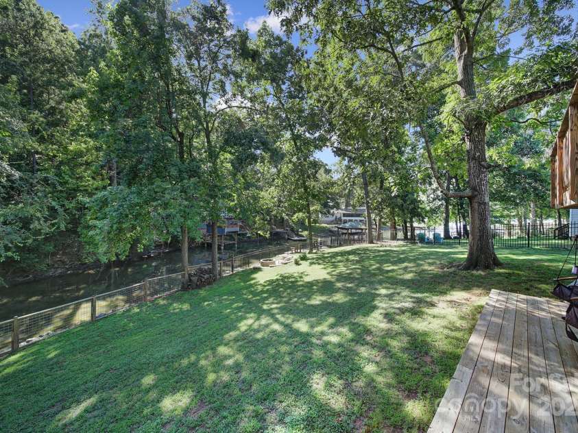 1345 Shimmer Light Circle, Rock Hill, SC 29732.  MLS# CAR4277572, YatesRealty ID 23917. 