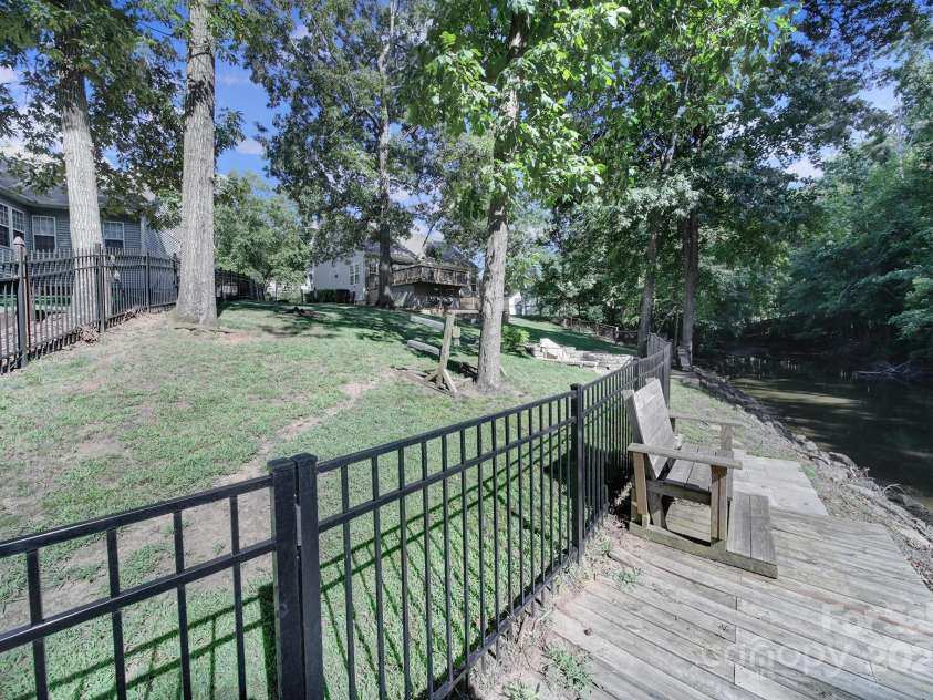 1345 Shimmer Light Circle, Rock Hill, SC 29732.  MLS# CAR4277572, YatesRealty ID 23917. 