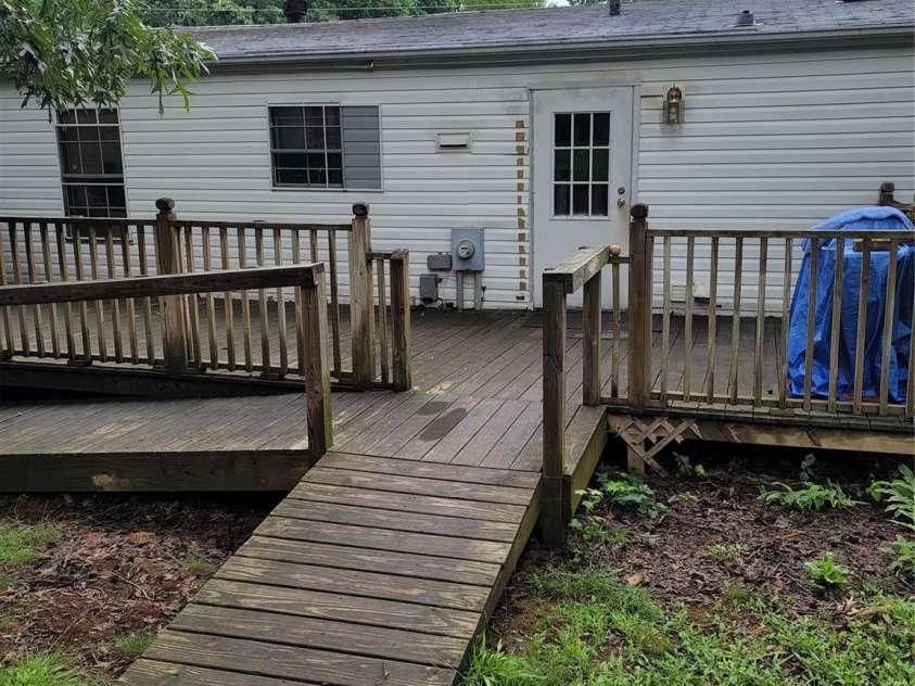 111 Crystal Creek Drive, China Grove, NC 28023.  MLS# CAR4271274, YatesRealty ID 23918. 