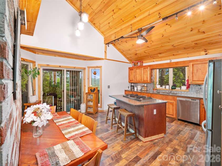228 Continental Divide Road, Spruce Pine, NC 28777.  MLS# CAR4383055, YatesRealty ID 23919. 