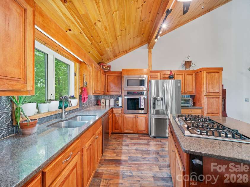 228 Continental Divide Road, Spruce Pine, NC 28777.  MLS# CAR4383055, YatesRealty ID 23919. 