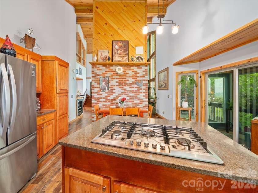 228 Continental Divide Road, Spruce Pine, NC 28777.  MLS# CAR4383055, YatesRealty ID 23919. 