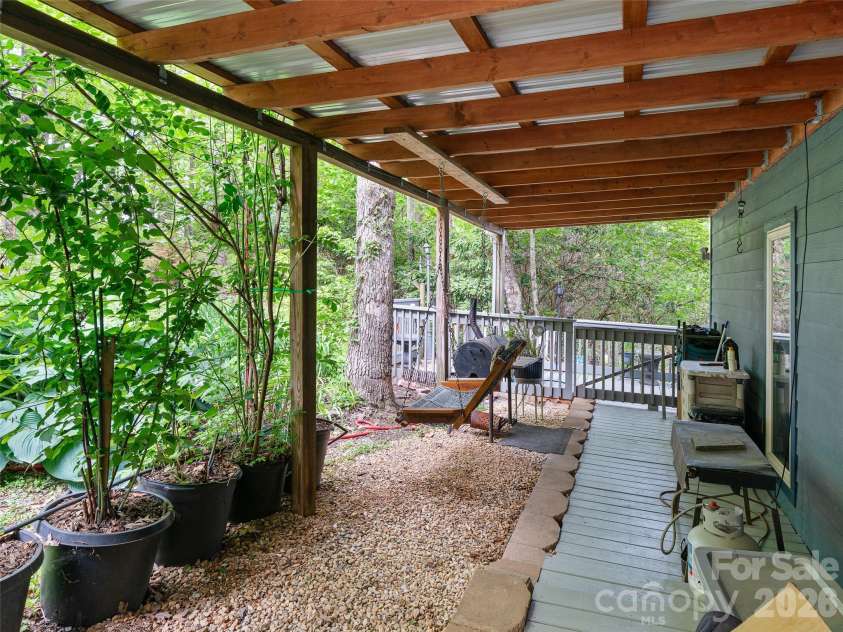 228 Continental Divide Road, Spruce Pine, NC 28777.  MLS# CAR4383055, YatesRealty ID 23919. 