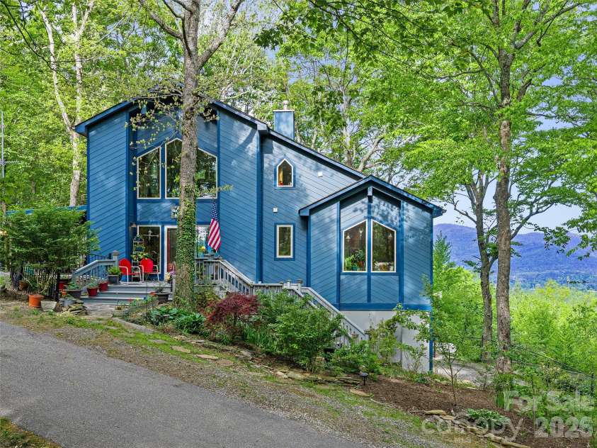 228 Continental Divide Road, Spruce Pine, NC 28777.  MLS# CAR4383055, YatesRealty ID 23919. 
