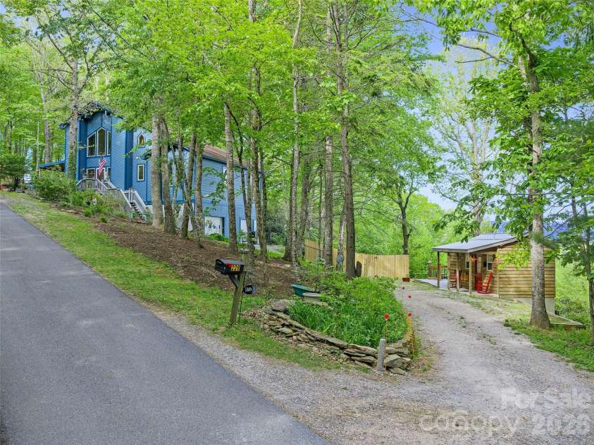 228 Continental Divide Road, Spruce Pine, NC 28777.  MLS# CAR4383055, YatesRealty ID 23919. 
