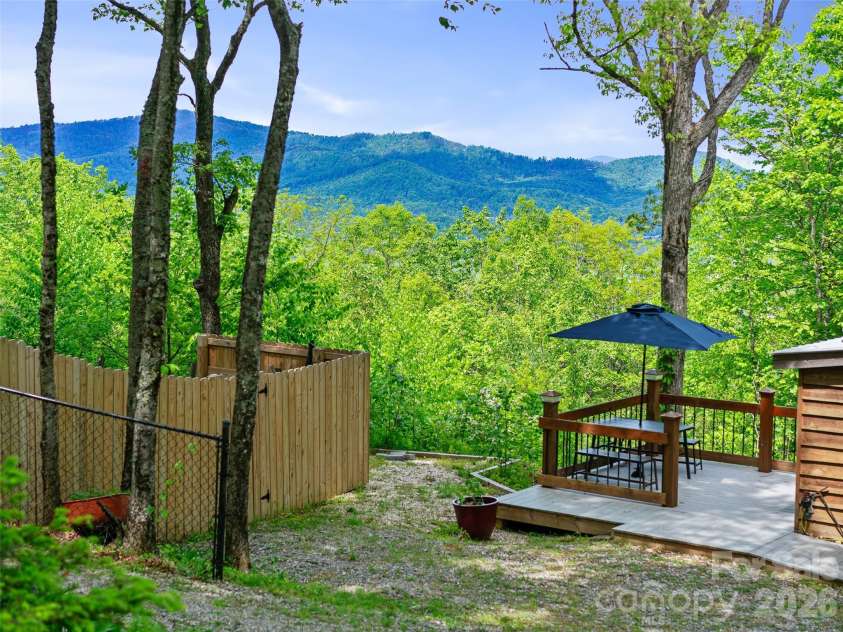 228 Continental Divide Road, Spruce Pine, NC 28777.  MLS# CAR4383055, YatesRealty ID 23919. 