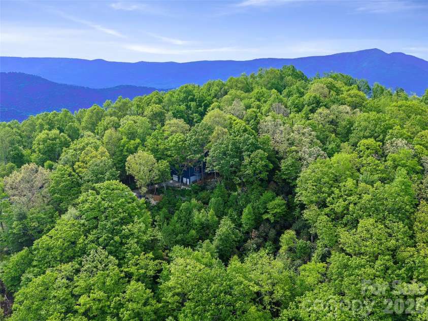 228 Continental Divide Road, Spruce Pine, NC 28777.  MLS# CAR4383055, YatesRealty ID 23919. 