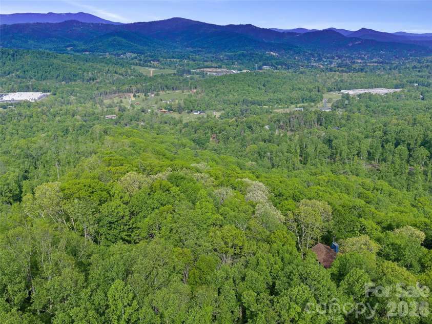 228 Continental Divide Road, Spruce Pine, NC 28777.  MLS# CAR4383055, YatesRealty ID 23919. 