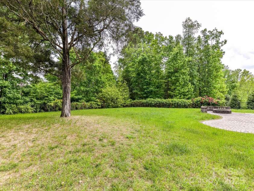 2369 Baxter Place, Concord, NC 28025.  MLS# CAR4251620, YatesRealty ID 23921. 