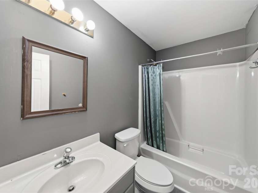 4808 Liska Court, Charlotte, NC 28227.  MLS# CAR4380017, YatesRealty ID 23921. 