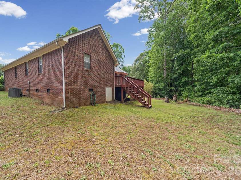 4808 Liska Court, Charlotte, NC 28227.  MLS# CAR4380017, YatesRealty ID 23921. Rear Exterior