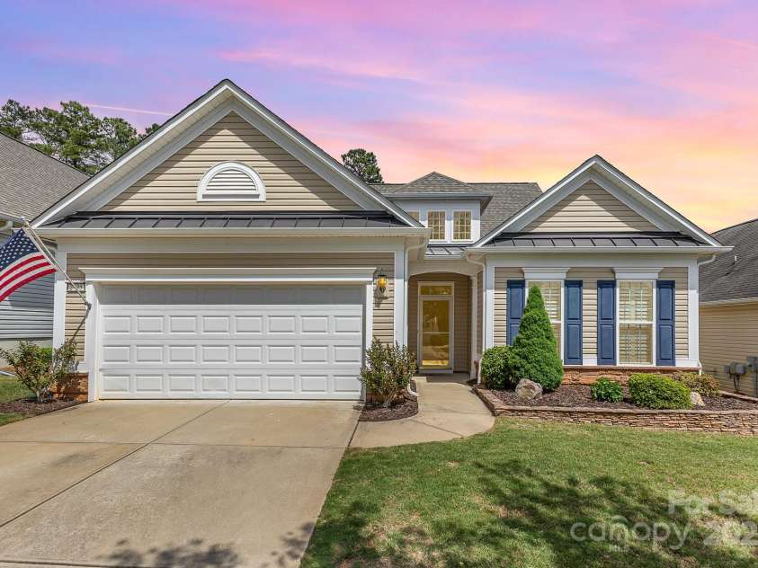 2035 Moultrie Court, Fort Mill, SC 29707.  MLS# CAR4255436, YatesRealty ID 23922. 