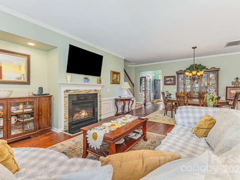 2035 Moultrie Court, Fort Mill, SC 29707.  MLS# CAR4255436, YatesRealty ID 23922. 