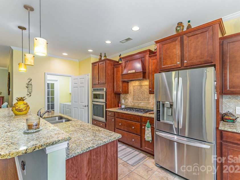 2035 Moultrie Court, Fort Mill, SC 29707.  MLS# CAR4255436, YatesRealty ID 23922. 
