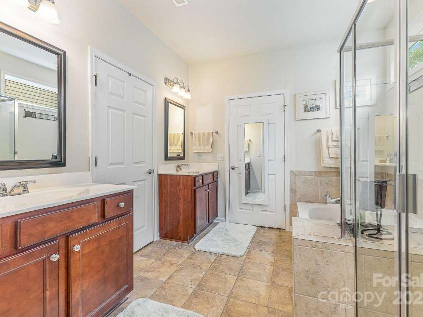 2035 Moultrie Court, Fort Mill, SC 29707.  MLS# CAR4255436, YatesRealty ID 23922. 