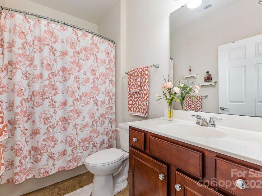 2035 Moultrie Court, Fort Mill, SC 29707.  MLS# CAR4255436, YatesRealty ID 23922. 