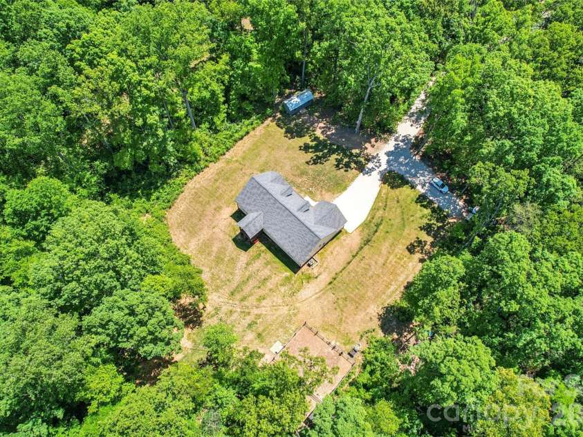 305 Robinson Avenue, Mount Holly, NC 28120.  MLS# CAR4377898, YatesRealty ID 23922. 