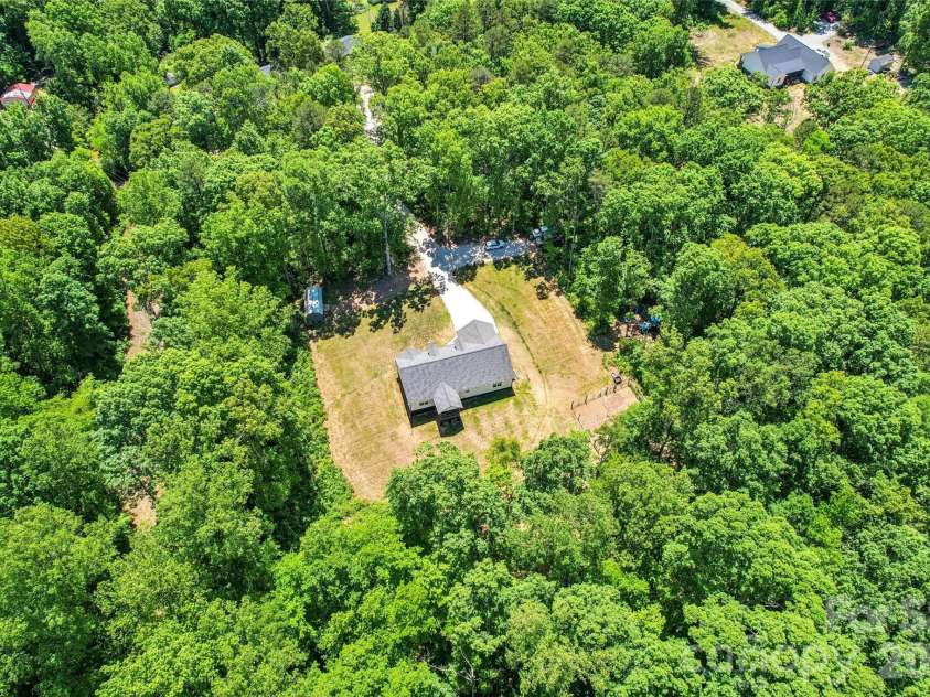 305 Robinson Avenue, Mount Holly, NC 28120.  MLS# CAR4377898, YatesRealty ID 23922. 