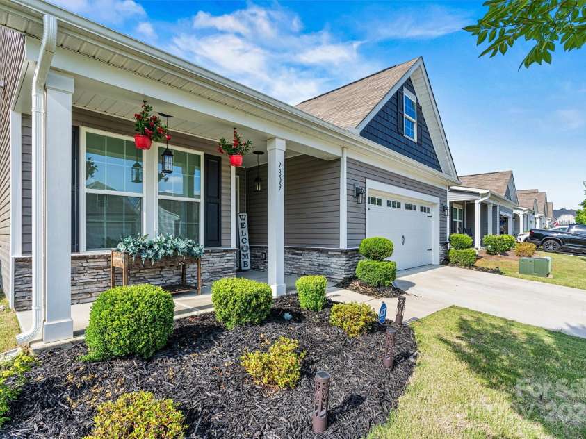 7809 Creek Park Drive, Denver, NC 28037.  MLS# CAR4266006, YatesRealty ID 23923. 