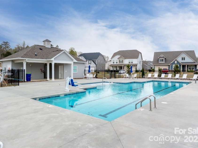 7809 Creek Park Drive, Denver, NC 28037.  MLS# CAR4266006, YatesRealty ID 23923. 