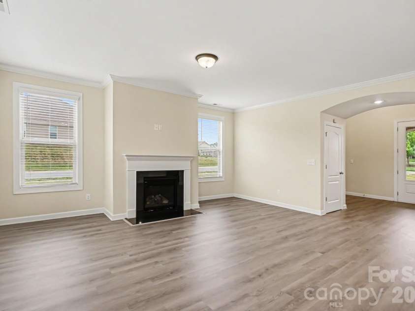 502 Alucio Court, Matthews, NC 28104.  MLS# CAR4378661, YatesRealty ID 23925. 