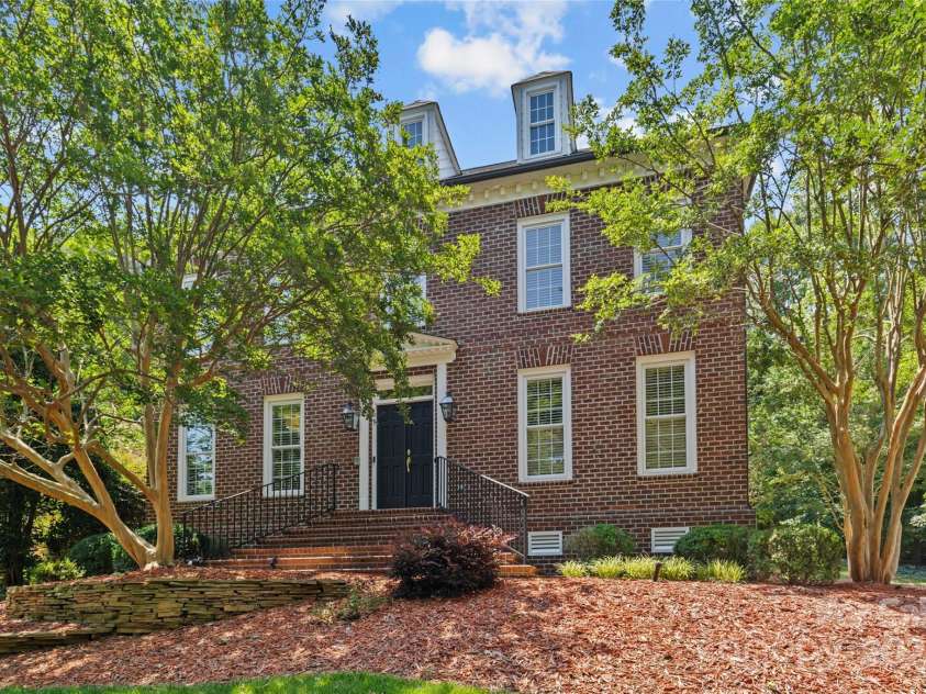 1019 Westlake Drive, Kannapolis, NC 28081.  MLS# CAR4275178, YatesRealty ID 23926. 