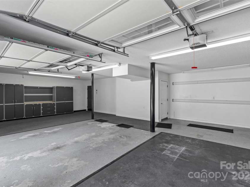 1019 Westlake Drive, Kannapolis, NC 28081.  MLS# CAR4275178, YatesRealty ID 23926. 