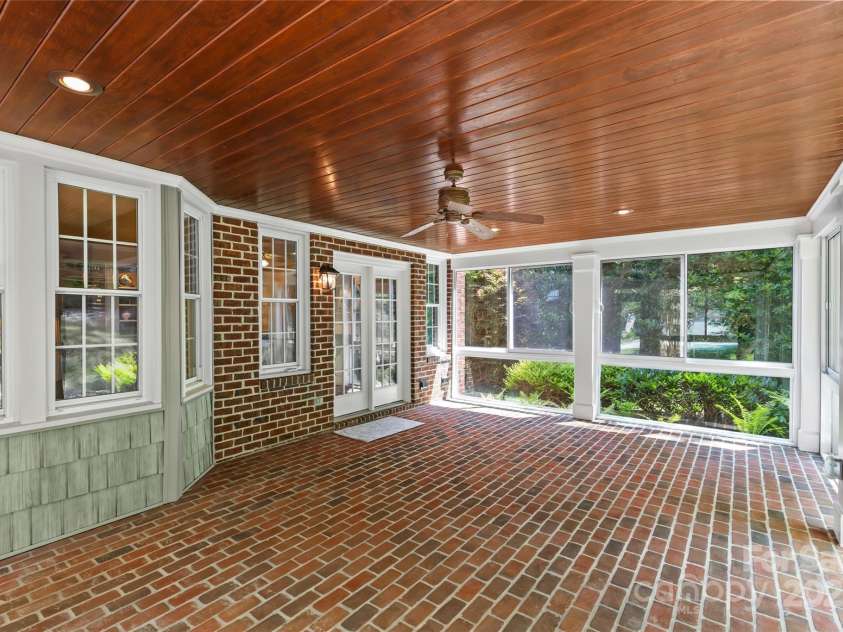 1019 Westlake Drive, Kannapolis, NC 28081.  MLS# CAR4275178, YatesRealty ID 23926. 