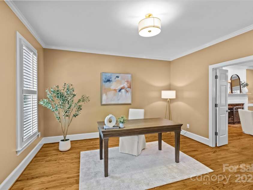 1019 Westlake Drive, Kannapolis, NC 28081.  MLS# CAR4275178, YatesRealty ID 23926. Front office