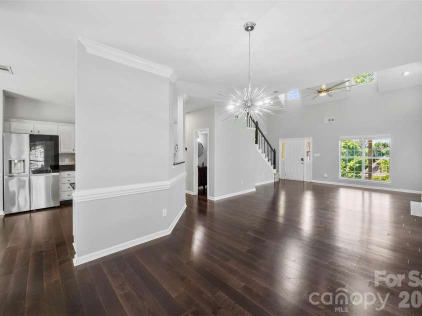 10449 Quiet Bay Court, Charlotte, NC 28278.  MLS# CAR4382877, YatesRealty ID 23926. 