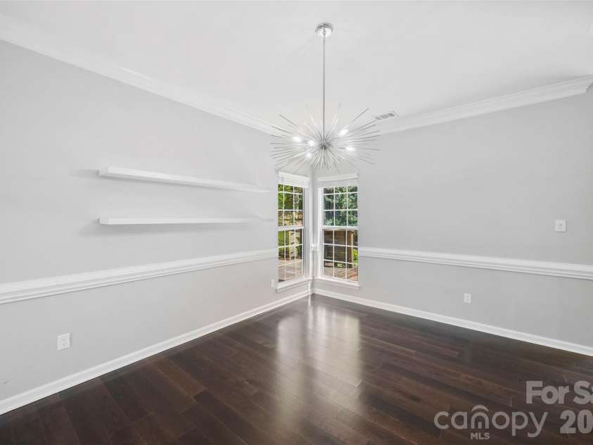 10449 Quiet Bay Court, Charlotte, NC 28278.  MLS# CAR4382877, YatesRealty ID 23926. Dining Area