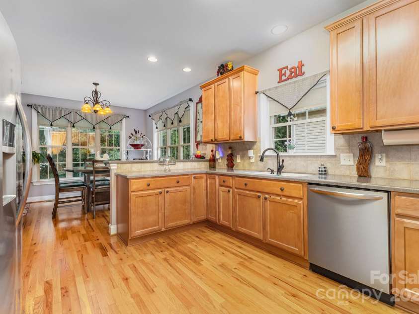 1589 Essex Hall Drive, Rock Hill, SC 29730.  MLS# CAR4289626, YatesRealty ID 23927. 