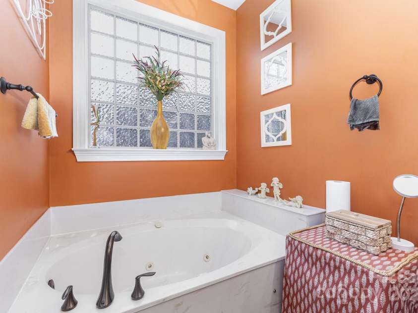 1589 Essex Hall Drive, Rock Hill, SC 29730.  MLS# CAR4289626, YatesRealty ID 23927. 