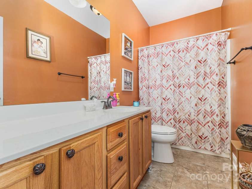 1589 Essex Hall Drive, Rock Hill, SC 29730.  MLS# CAR4289626, YatesRealty ID 23927. 