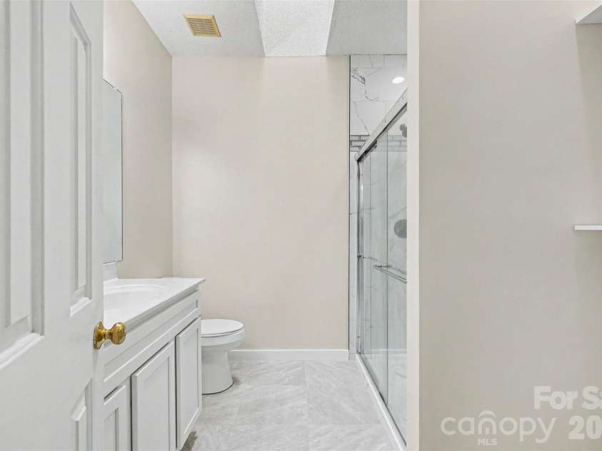 12548 Panthersville Drive, Charlotte, NC 28269.  MLS# CAR4365754, YatesRealty ID 23929. 