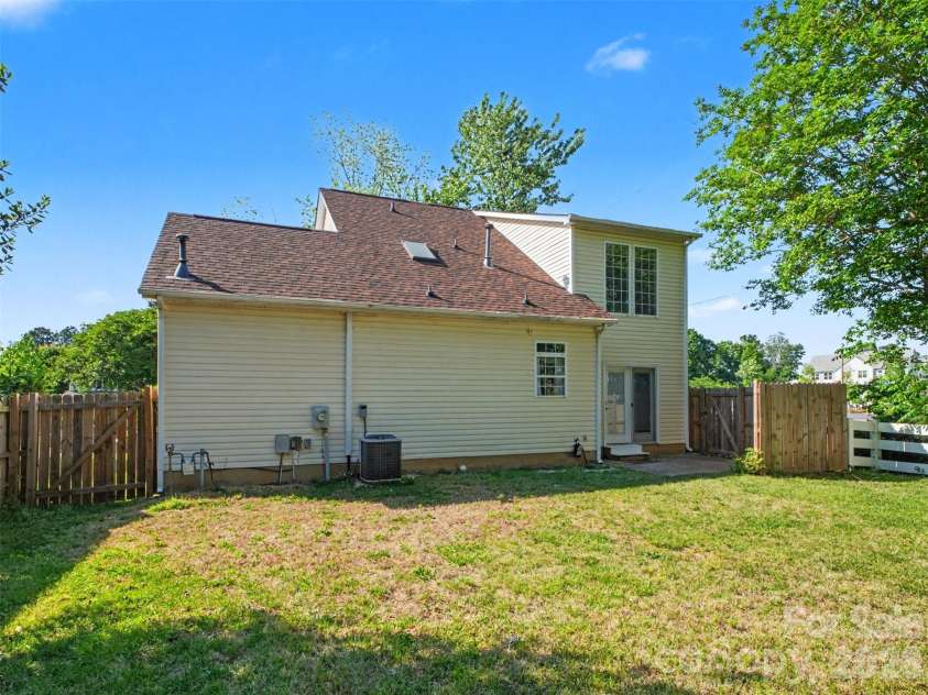 12548 Panthersville Drive, Charlotte, NC 28269.  MLS# CAR4365754, YatesRealty ID 23929. 