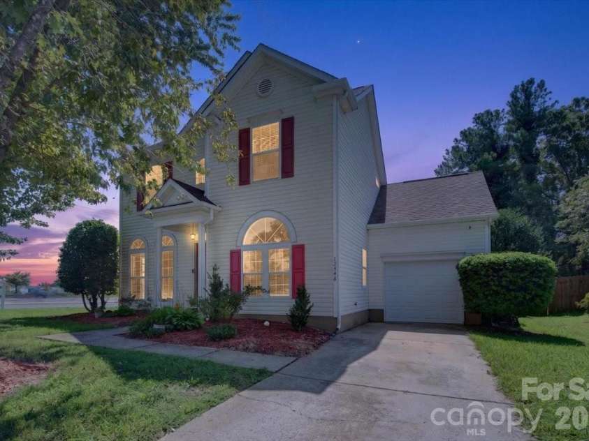 12548 Panthersville Drive, Charlotte, NC 28269.  MLS# CAR4420220, YatesRealty ID 23929. 