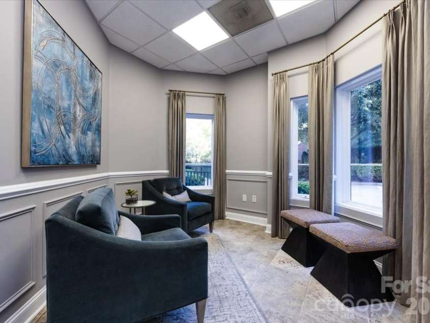 415 Church Street, Charlotte, NC 28202.  MLS# CAR4349165, YatesRealty ID 2393. 