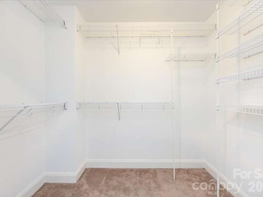415 Church Street, Charlotte, NC 28202.  MLS# CAR4349165, YatesRealty ID 2393. 